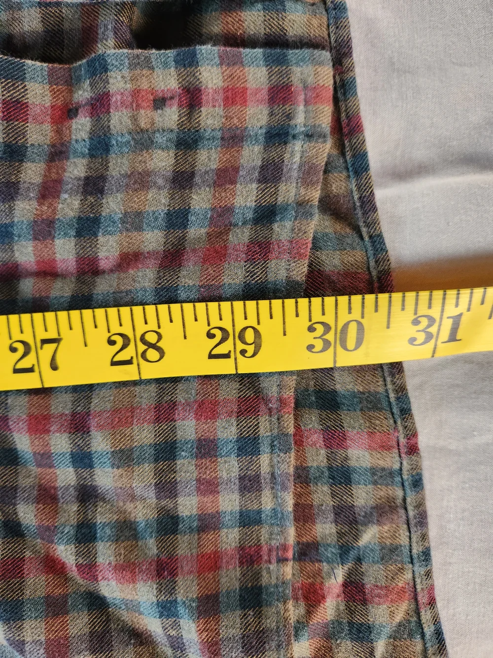 J.CREW Men's Plaid Flannel Button-Up Long Sleeve Point Collar Pockets Size M